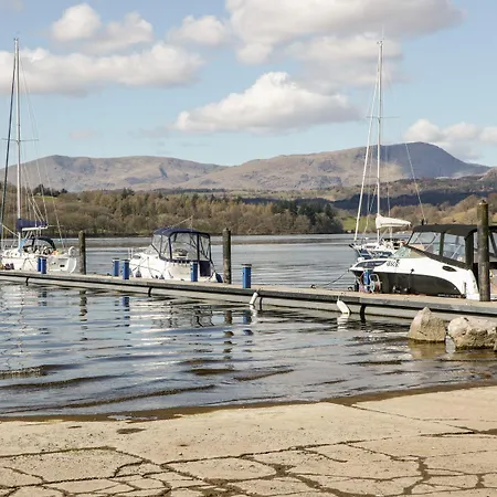 Water's Reach Holiday home *